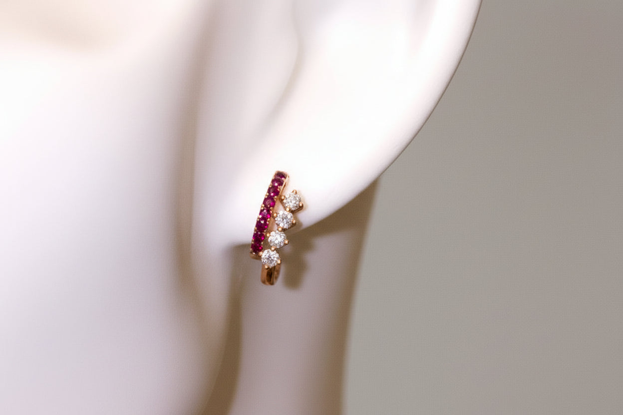 QJ0065 single earring in 18k gold (13mm x 5mm)