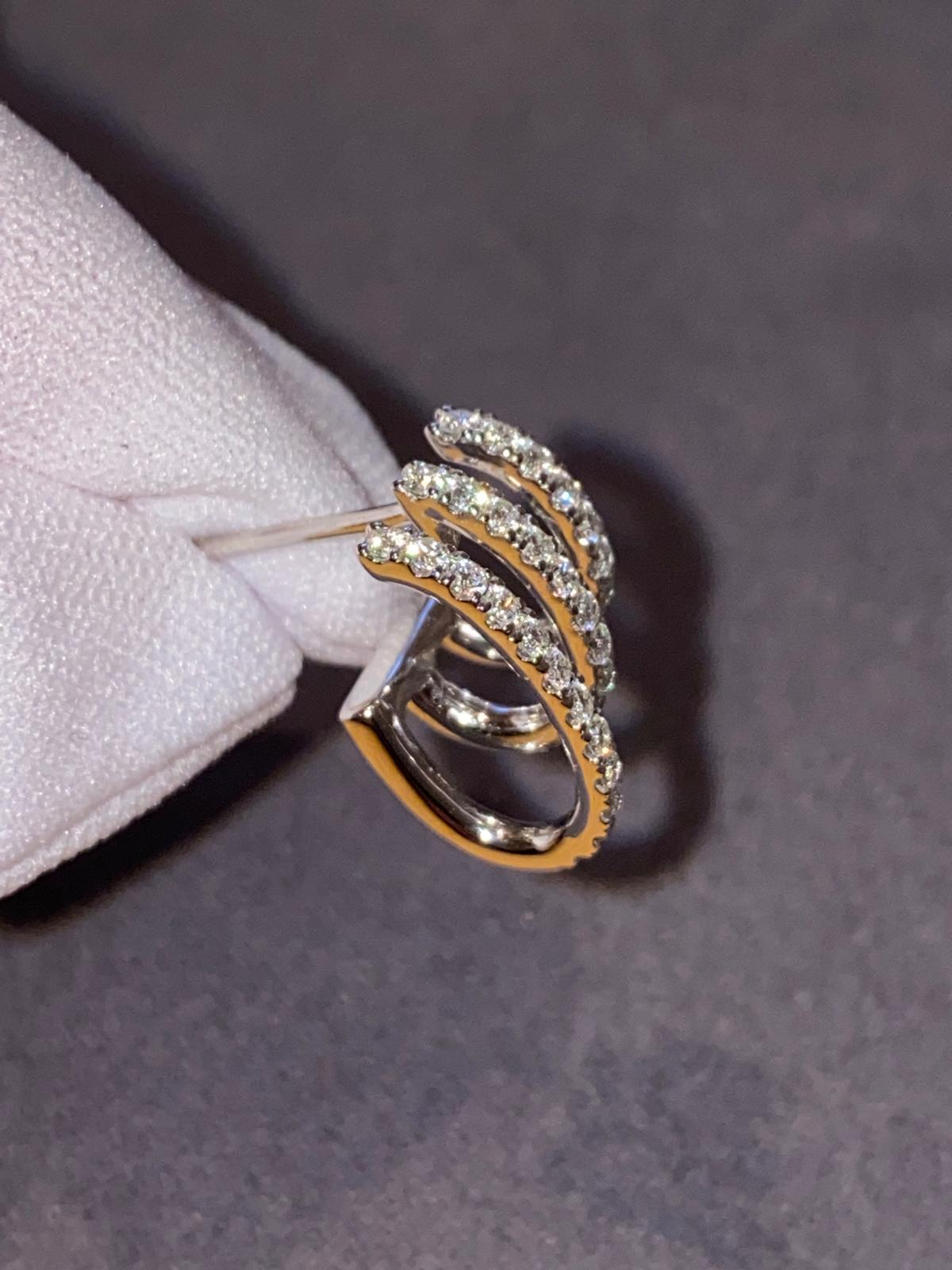 Platinum 950 natural diamond earrings