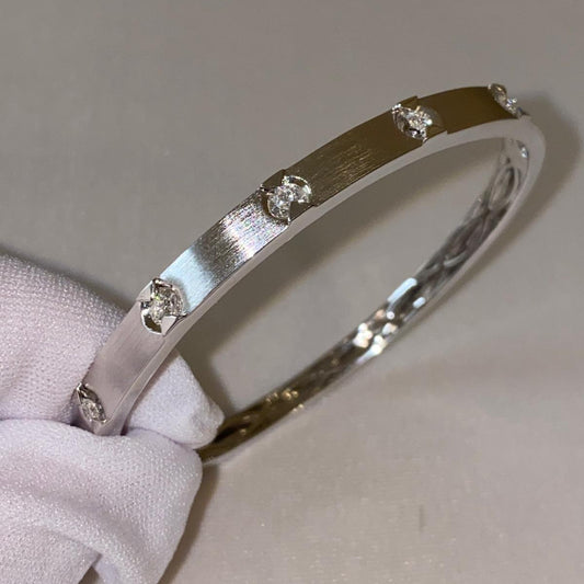 Natural Diamond (SI1 clarity/ G colour) bangle in sterling silver.