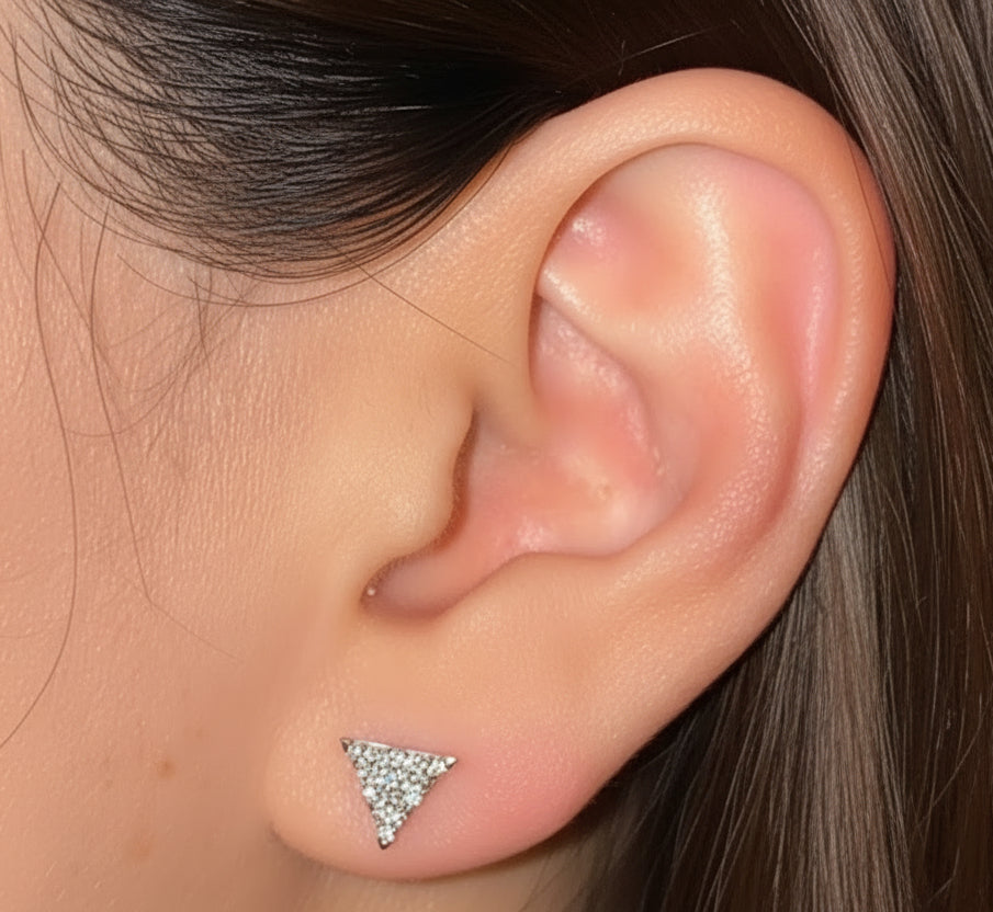18k solid gold Trilliant-Shaped natural diamond Earrings