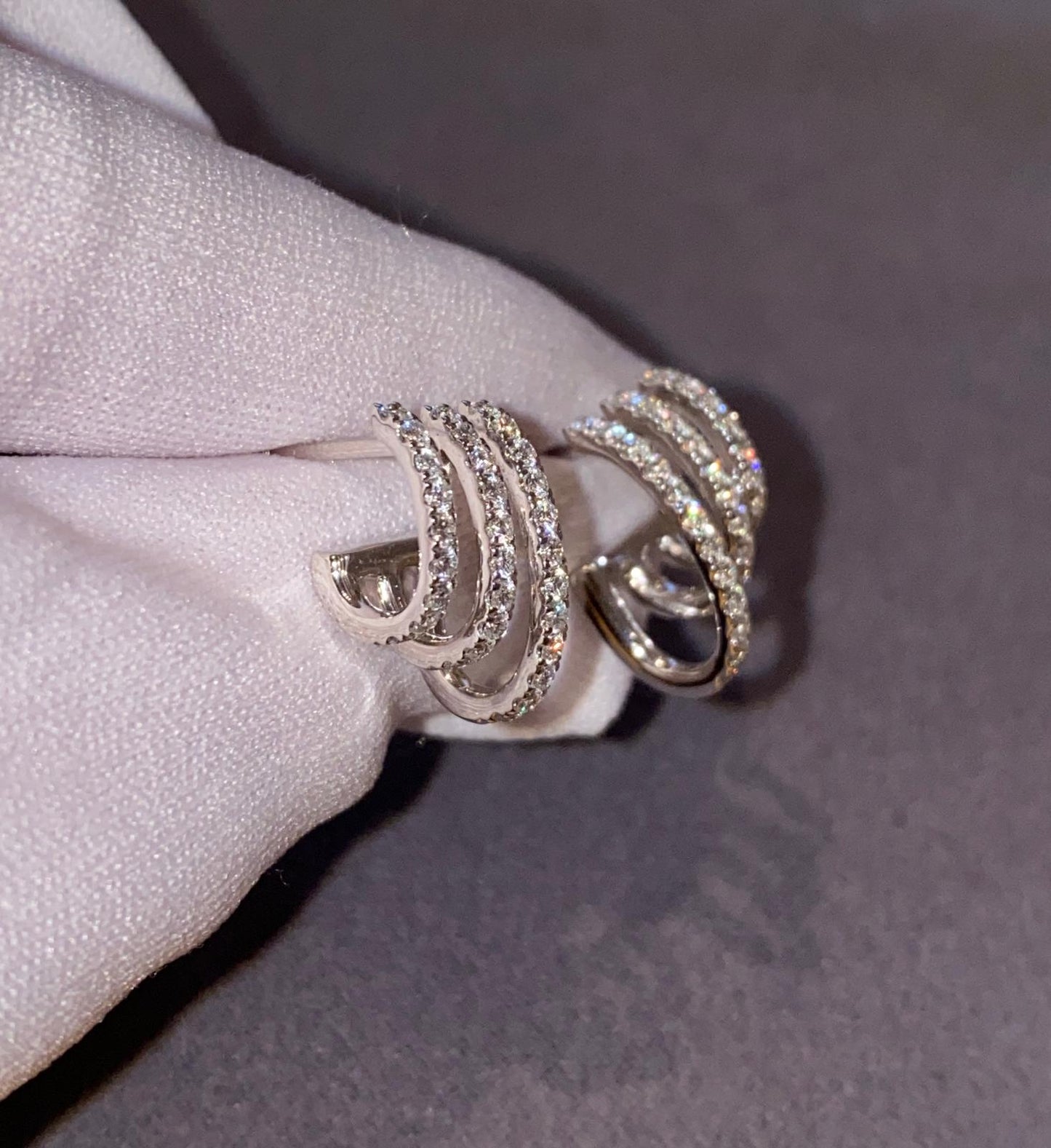 Orecchini in platino 950 con diamanti naturali