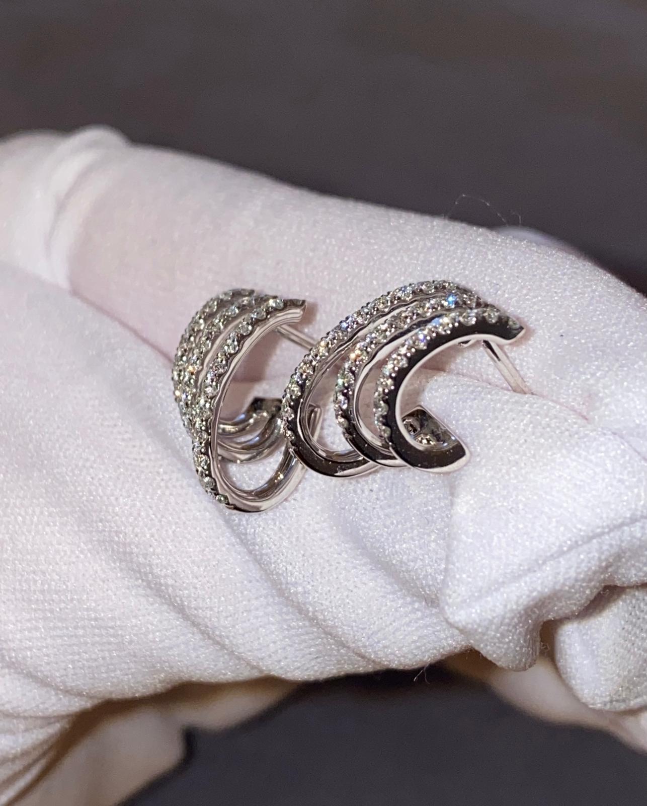 Orecchini in platino 950 con diamanti naturali