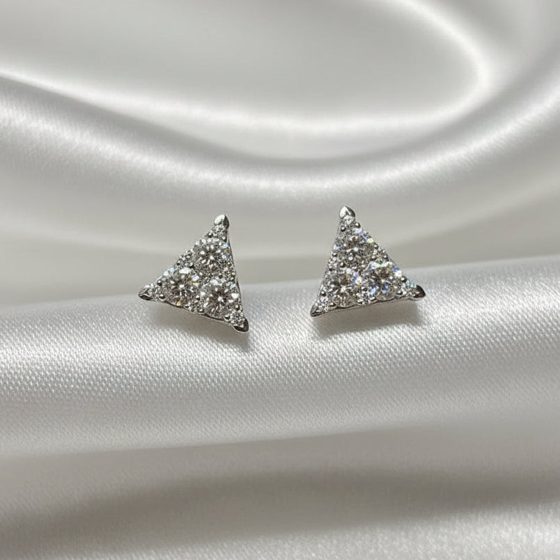 18k solid gold Trilliant-Shaped natural diamond Earrings