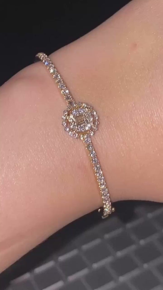 18k yellow gold diamond bangle_(By order)